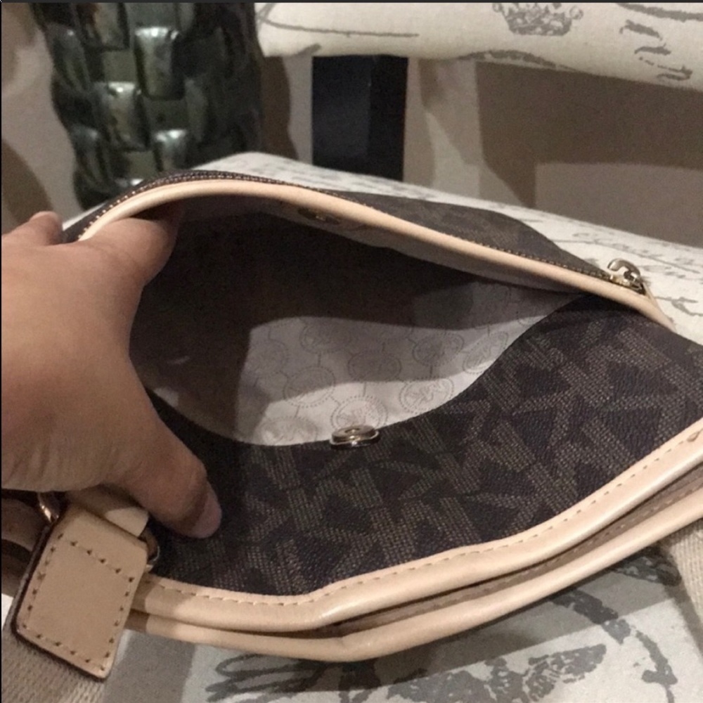 Michael Kors - Picture 5 of 7